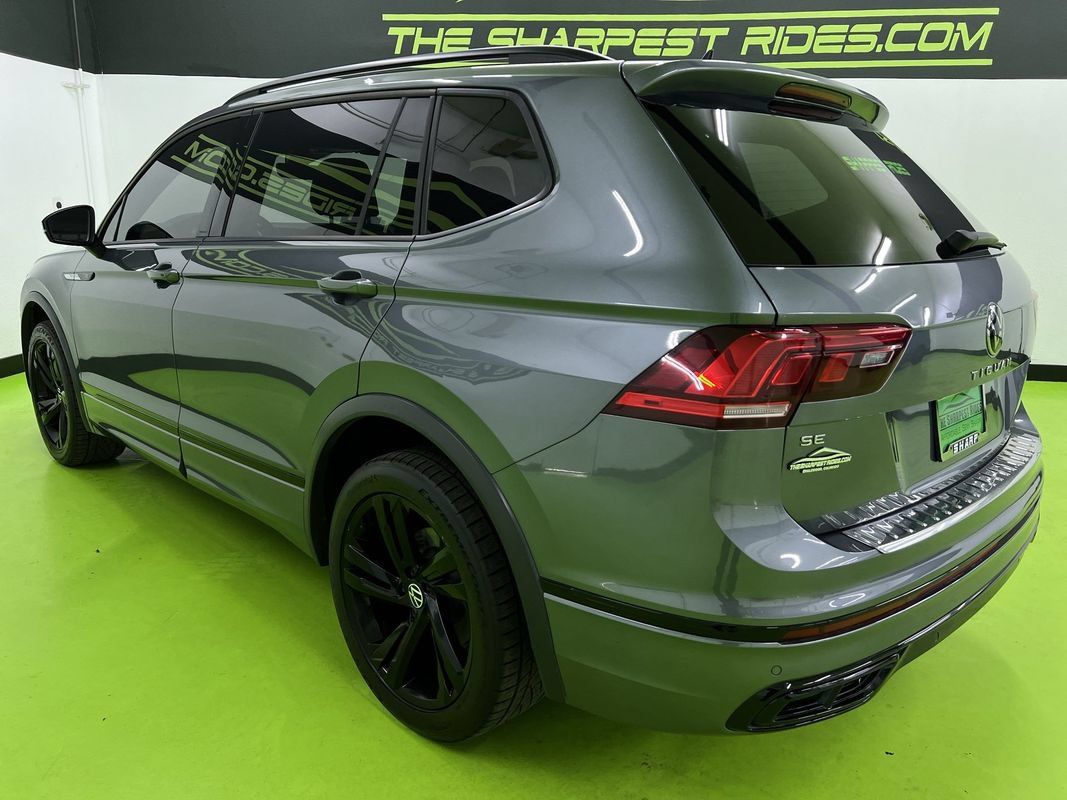 Used 2024 Volkswagen Tiguan SE R-Line AWD/4WD image 7