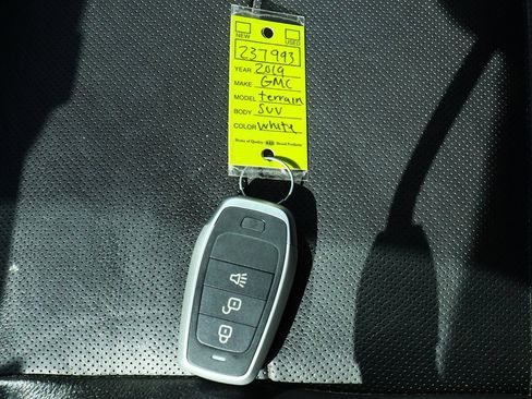 Used 2019 GMC Terrain SLT image 58