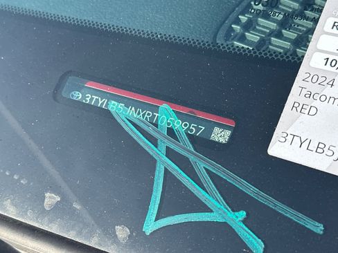 Certified 2024 Toyota Tacoma TRD Sport image 23