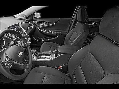 Used 2023 Chevrolet Malibu LT FWD image 25