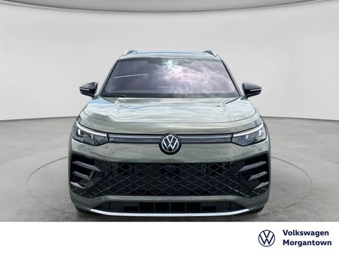 New 2026 Volkswagen Tiguan SEL R-Line AWD/4WD image 2