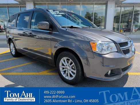 Used 2019 Dodge Grand Caravan SXT FWD image 1