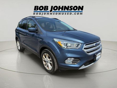 Used 2018 Ford Escape SEL AWD/4WD image 3