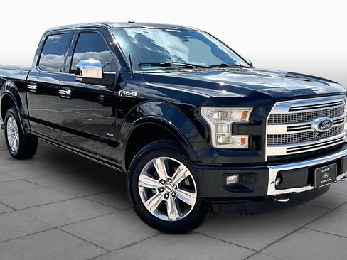 Used 2016 Ford F150 Platinum w/ Equipment Group 701A Luxury AWD/4WD image 2