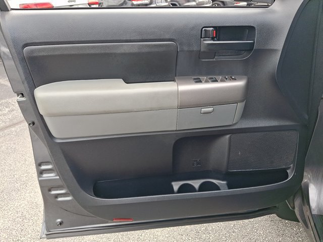Used 2013 Toyota Tundra 4x4 Double Cab w/ Tow Pkg image 23