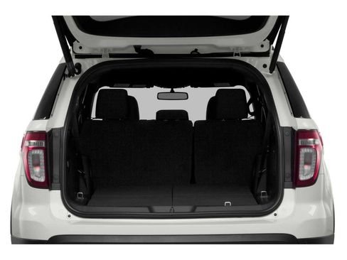 Used 2015 Ford Explorer XLT w/ Equipment Group 201A AWD/4WD image 12