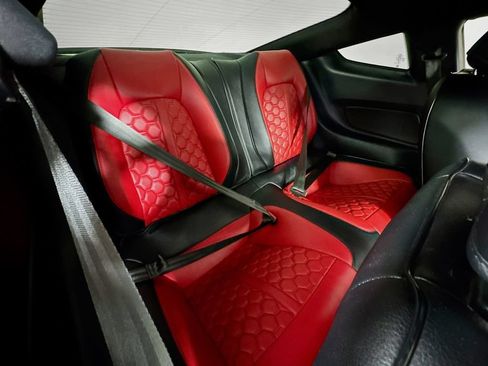 Used 2020 Ford Mustang GT Premium w/ GT Performance Package RWD image 33
