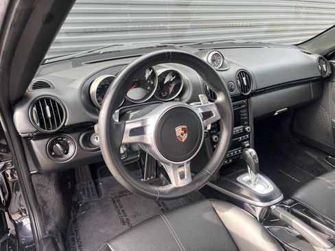 Used 2011 Porsche Boxster Spyder image 4