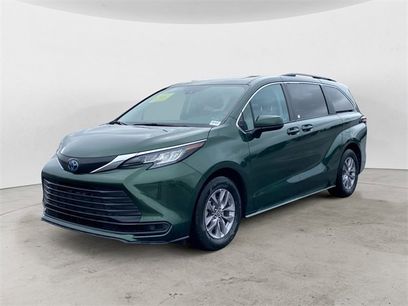 Used 2023 Toyota Sienna LE