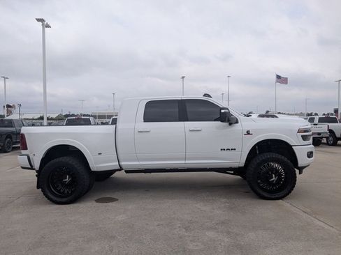 Used 2026 RAM 3500 Limited AWD/4WD image 4