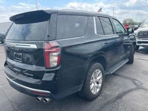 Used 2021 Chevrolet Tahoe Premier w/ Premium Package AWD/4WD image 5