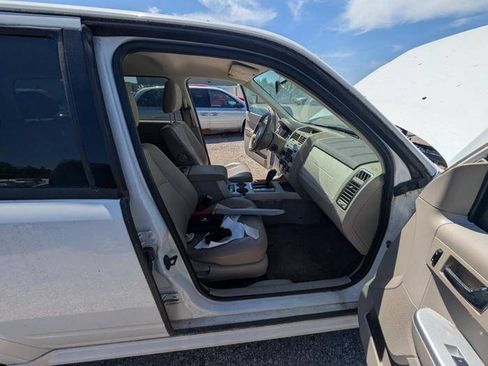 Used 2008 Mercury Mariner 4WD V6 image 31