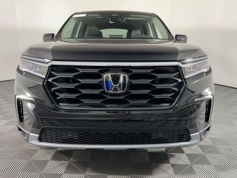 New 2025 Honda Pilot EX-L image 6