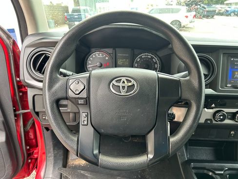 Used 2017 Toyota Tacoma SR w/ SR Convenience Package RWD image 21