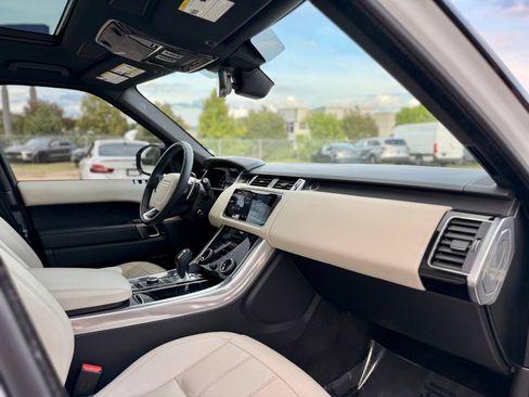 Used 2022 Land Rover Range Rover Sport HSE Silver Edition AWD/4WD image 32