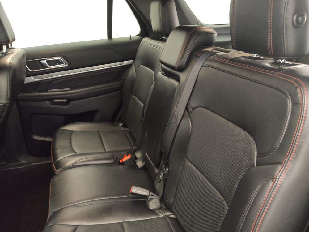 Used 2019 Ford Explorer Sport AWD/4WD image 18