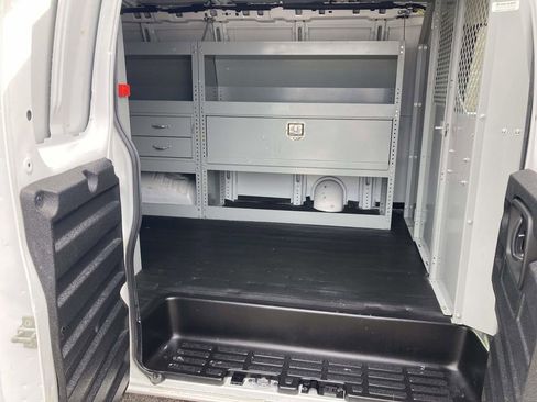 Used 2021 Chevrolet Express 2500 Work Van w/ Driver Convenience Package image 16