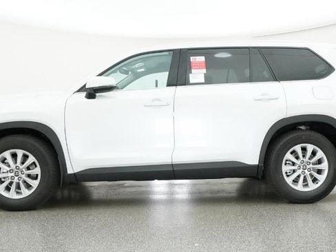 New 2026 Toyota Grand Highlander XLE image 5