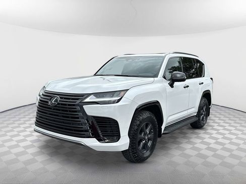 Used 2026 Lexus LX 700h Overtrail AWD/4WD image 3