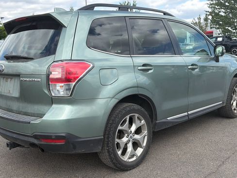 Used 2018 Subaru Forester 2.5i Touring w/ Popular Package #3B AWD/4WD image 4