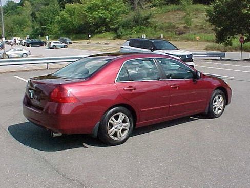 Used 2006 Honda Accord EX image 5