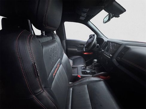 Used 2023 Nissan Frontier PRO-4X w/ Pro-4X Premium Package image 10