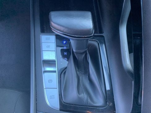 Used 2021 Hyundai Elantra SEL w/ Convenience + Premium Package image 21