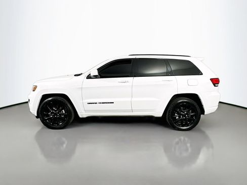 Used 2021 Jeep Grand Cherokee Laredo X AWD/4WD image 8