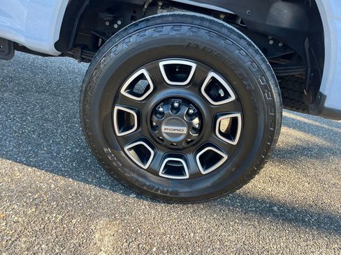 Used 2024 Ford F350 Platinum image 26