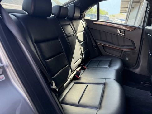 Used 2012 Mercedes-Benz E 350 4MATIC Sedan image 17