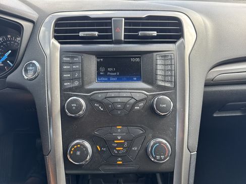 Used 2019 Ford Fusion S FWD image 30