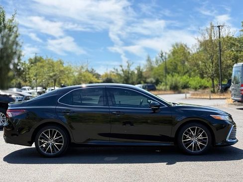 Used 2024 Toyota Camry XLE w/ Cold Weather Package AWD/4WD image 6