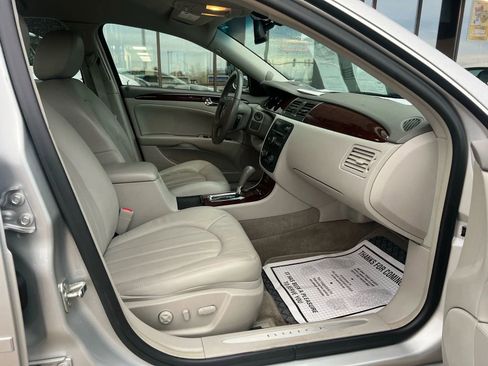 Used 2011 Buick Lucerne CXL w/ Driver Confidence Package image 20