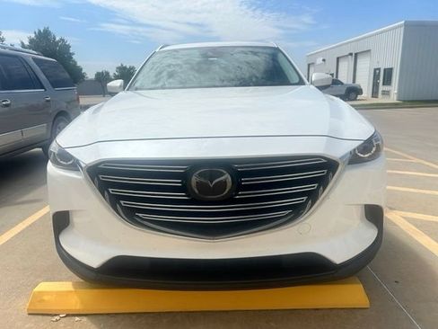 Used 2018 MAZDA CX-9 Touring FWD image 2