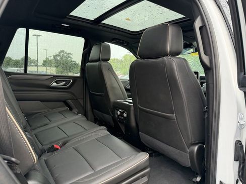 Used 2023 GMC Yukon SLT AWD/4WD image 25