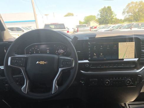 New 2026 Chevrolet Silverado 1500 LT AWD/4WD image 11