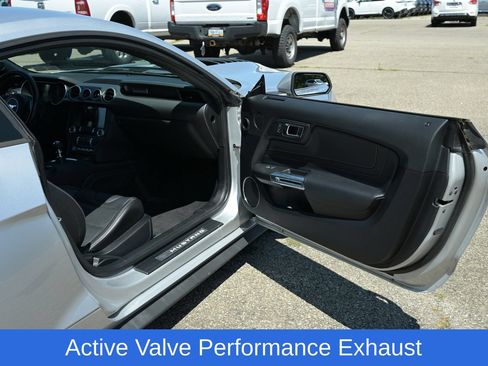 Used 2018 Ford Mustang GT Premium w/ Performance Package - Level 2 RWD image 32