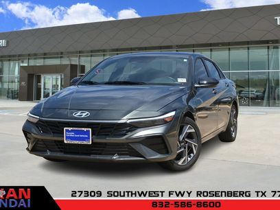 Certified 2025 Hyundai Elantra SEL
