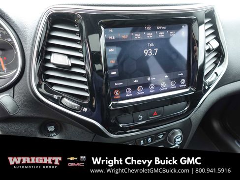 Used 2020 Jeep Cherokee Limited image 19