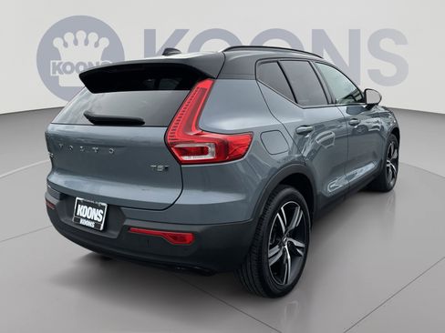 Used 2021 Volvo XC40 T5 R-Design AWD/4WD image 16