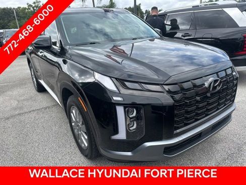 Used 2024 Hyundai Palisade SEL image 3