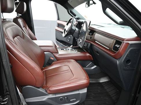 Certified 2024 Ford Expedition Limited RWD image 20