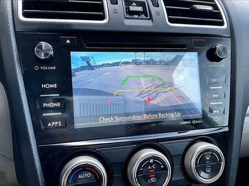Used 2017 Subaru Forester 2.5i Premium w/ All-Weather Package AWD/4WD image 28