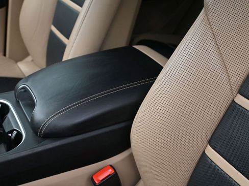 Certified 2021 Porsche Cayenne GTS AWD/4WD image 21
