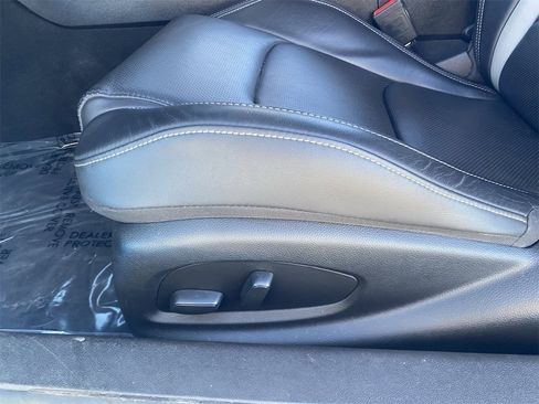 Used 2022 Chevrolet Camaro LT image 22