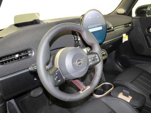 New 2026 MINI Cooper S image 4