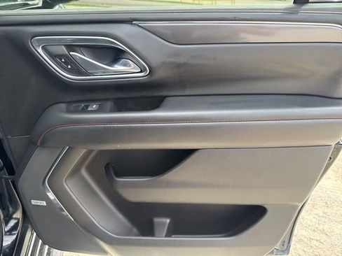 Used 2023 Chevrolet Suburban RST w/ Luxury Package image 28