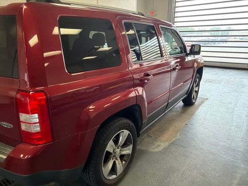 Used 2016 Jeep Patriot High Altitude AWD/4WD image 11