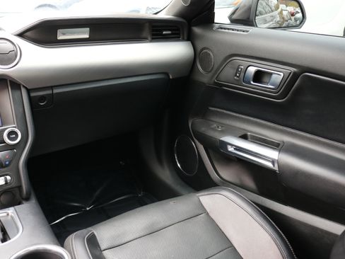 Used 2023 Ford Mustang GT Premium image 21