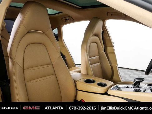 Used 2018 Porsche Panamera w/ Premium Package Plus RWD image 26